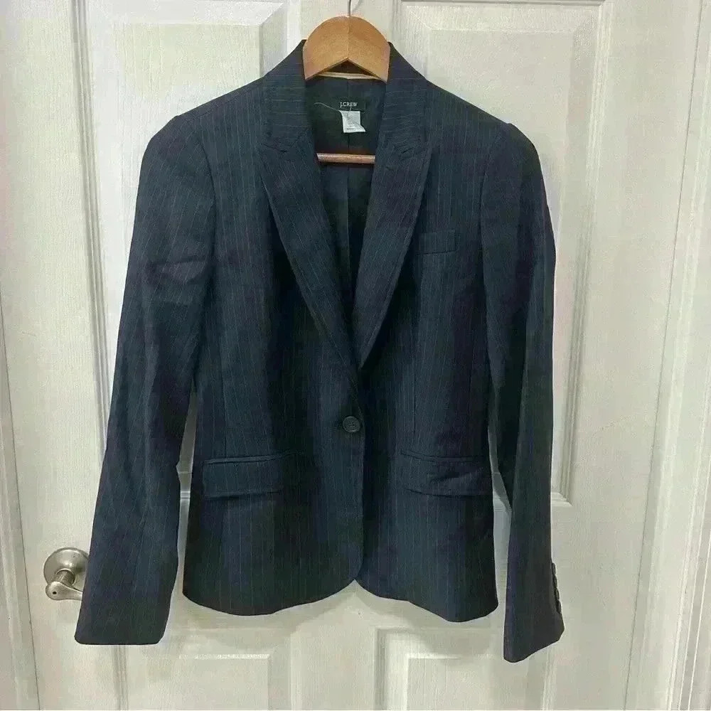 J. Crew Ladies Navy Blue Pinstripe Blazer with Button Closure size 2 Business